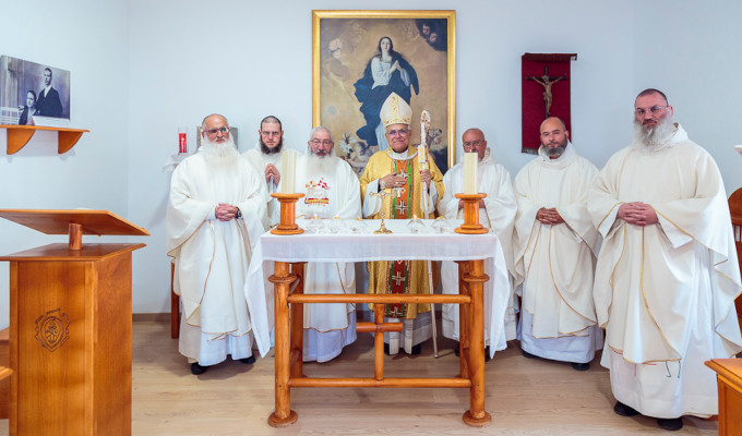 Mons. Fernndez asegura que los Camaldulenses son una fuente de gracia inimaginable para la dicesis de Crdoba