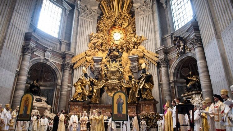 La Basílica de San Pedro acogió la Divina Liturgia según el rito bizantino La Basílica de San Pedro acogió la Divina Liturgia según el rito bizantino