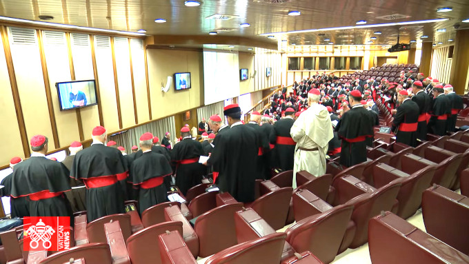 XII Congregacion general: poder del Papa, divisiones en la Iglesia, papel de los cardenales XII Congregacion general: poder del Papa, divisiones en la Iglesia, papel de los cardenales