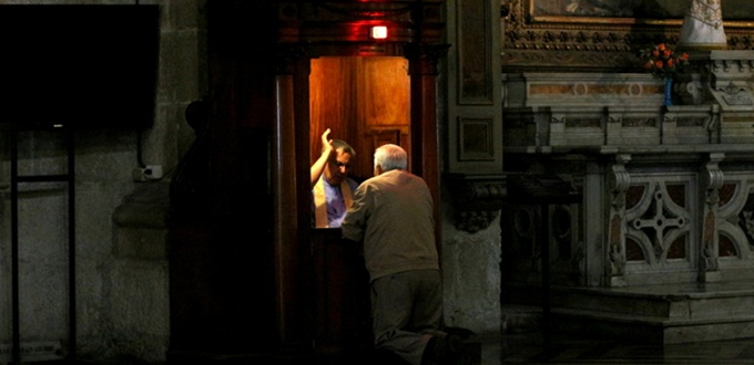 Los católicos británicos advierten contra la interferencia en las confesiones Los católicos británicos advierten contra la interferencia en las confesiones