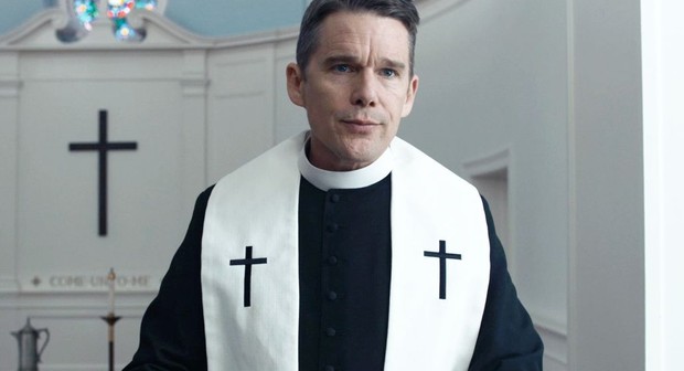 La soledad del reverendo y la plenitud del sacerdote