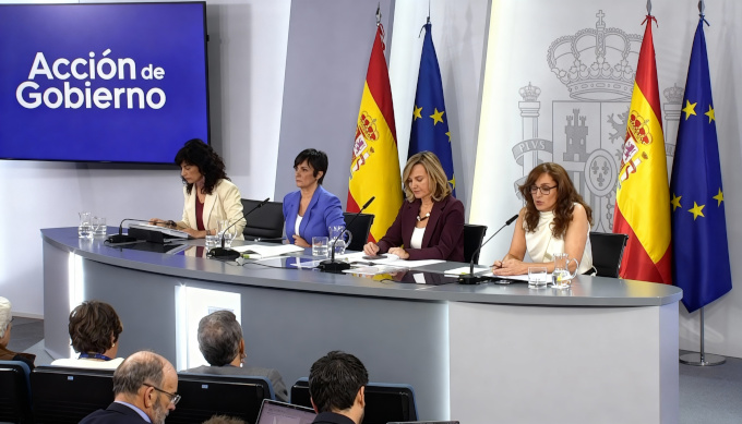 El gobierno español sugiere que podría convocar un referéndum para incluir el derecho al aborto en la Constitución El gobierno español sugiere que podría convocar un referéndum para incluir el derecho al aborto en la Constitución