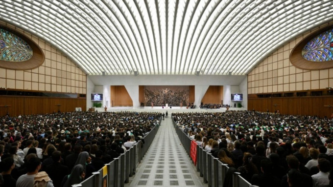 León XIV a los estudiantes: «No dejéis que el algoritmo escriba vuestra historia» León XIV a los estudiantes: «No dejéis que el algoritmo escriba vuestra historia»