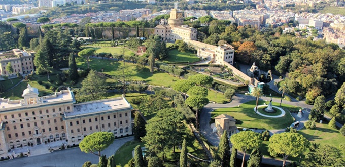 El papa Len XIV legaliz a los laicos como jefes de gobierno en el Vaticano