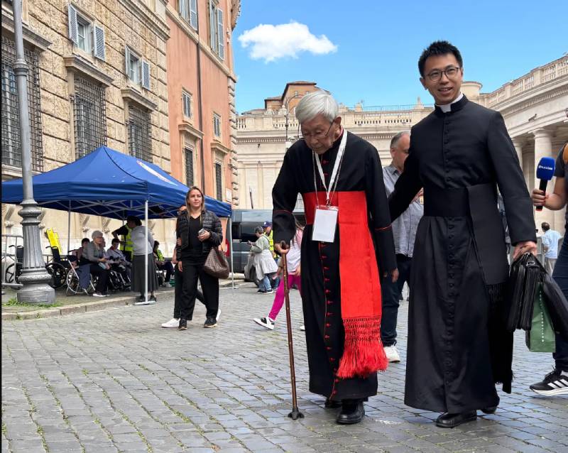 El Papa recibe en audiencia privada al cardenal Zen