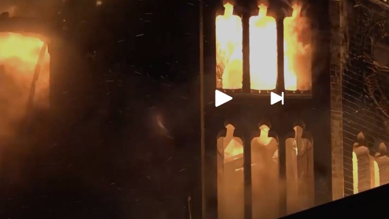 Un incendio destruye la hist�rica iglesia Vondelkerk de �msterdam