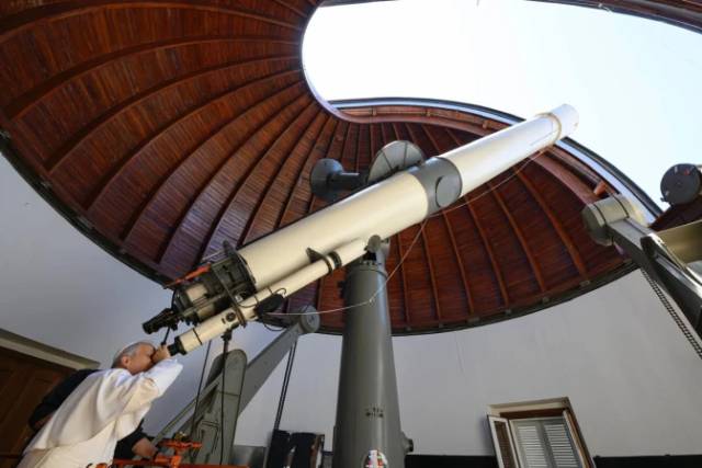 Dos asteroides descubiertos por el Vaticano reciben los nombres de santas polacas