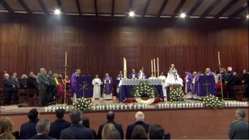 El Gobierno suspende el �homenaje laico� a las v�ctimas de Adamuz ante el rechazo de las familias