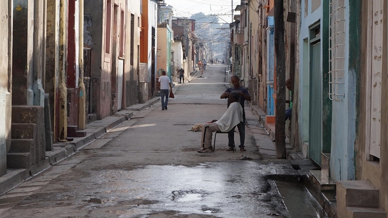 El r�gimen cubano interroga a dos sacerdotes y a dos laicos por denunciar la falta de libertad y la ruina econ�mica