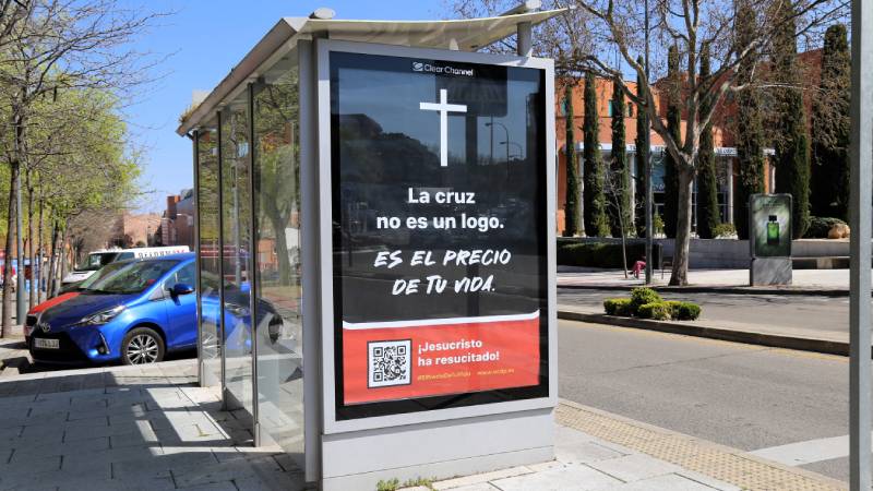 �La Cruz no es un logo�: la ACdP lleva a las calles de Espa�a un mensaje que interpela sobre el sentido de la Cruz