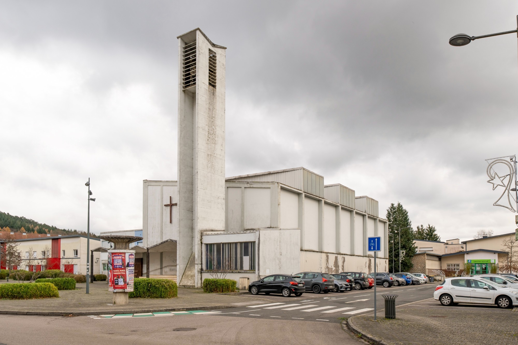 Las iglesias de los sesenta, ni regaladas