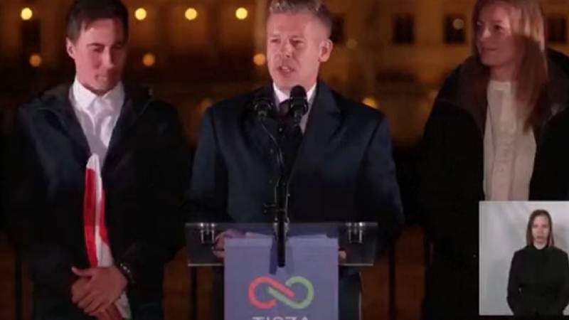 El conservador P�ter Magyar arrasa en las elecciones h�ngaras con mayor�a de dos tercios y pone fin a 16 a�os de gobierno de Orb�n