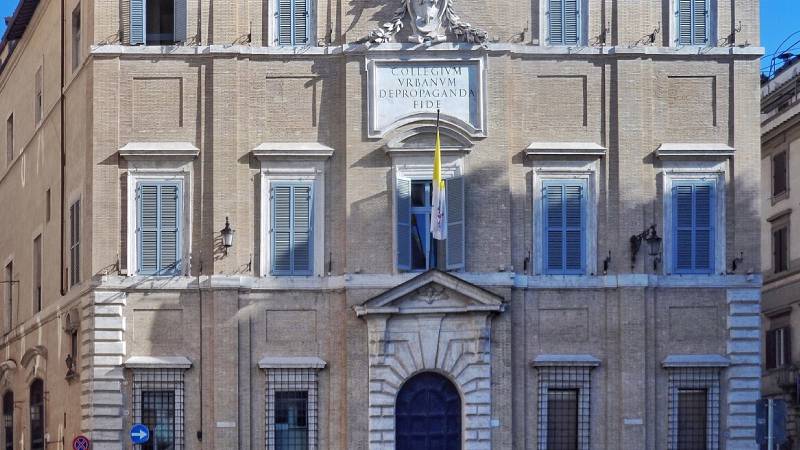 El Papa: la evangelizaci�n no consiste en suavizar el Evangelio sino en testimoniar �el camino, la verdad y la vida�