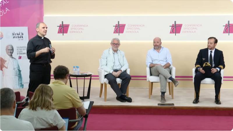 En Barcelona s� habr� confesionarios en los actos, Madrid anuncia que mantendr�n abiertas todo el d�a las parroquias del centro