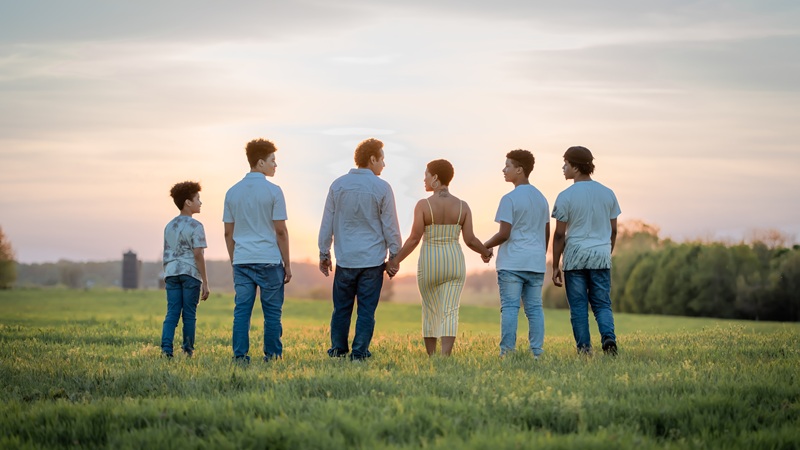 Cinco estados de EE.UU. rechazan el mes del �orgullo� y proclaman junio como mes de la familia, la fidelidad y Dios