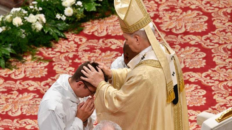 El Papa a los sacerdotes: �La santidad no es una opci�n entre tantas ni un ideal abstracto�