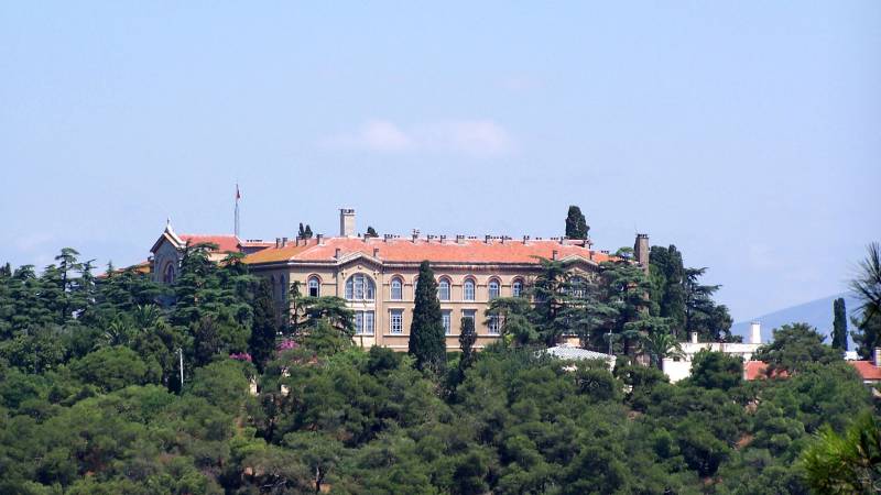 Erdogan impulsa la reapertura del seminario ortodoxo de Halki tras m�s de medio siglo de cierre