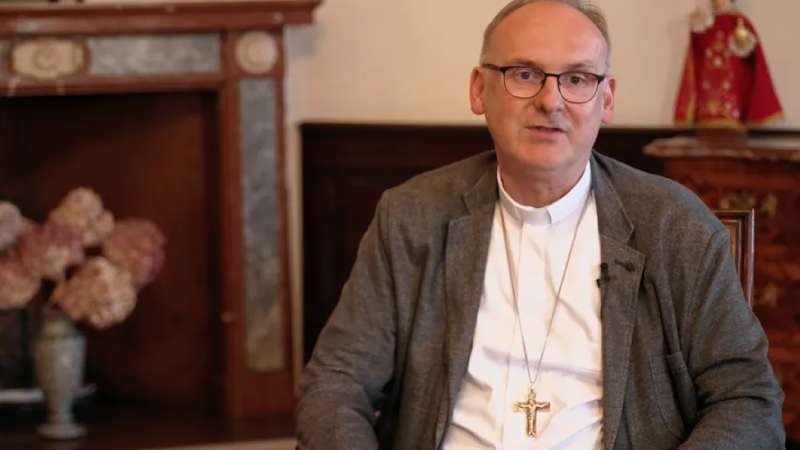 �No basta con buscar soluciones humanas�, el arzobispo de Praga convoca a una peregrinaci�n penitencial a la di�cesis