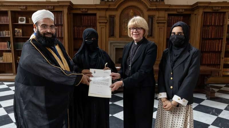 El premio de Lambeth a Ashrafi pone en evidencia la ligereza del di�logo interreligioso sin memoria