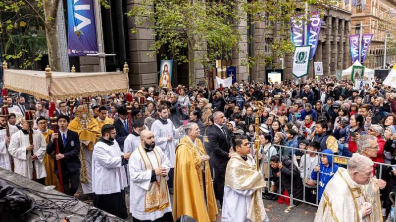 �Cristo sigue siendo Rey�: S�dney llenar� sus calles tras el Sant�simo en el centenario de la fiesta